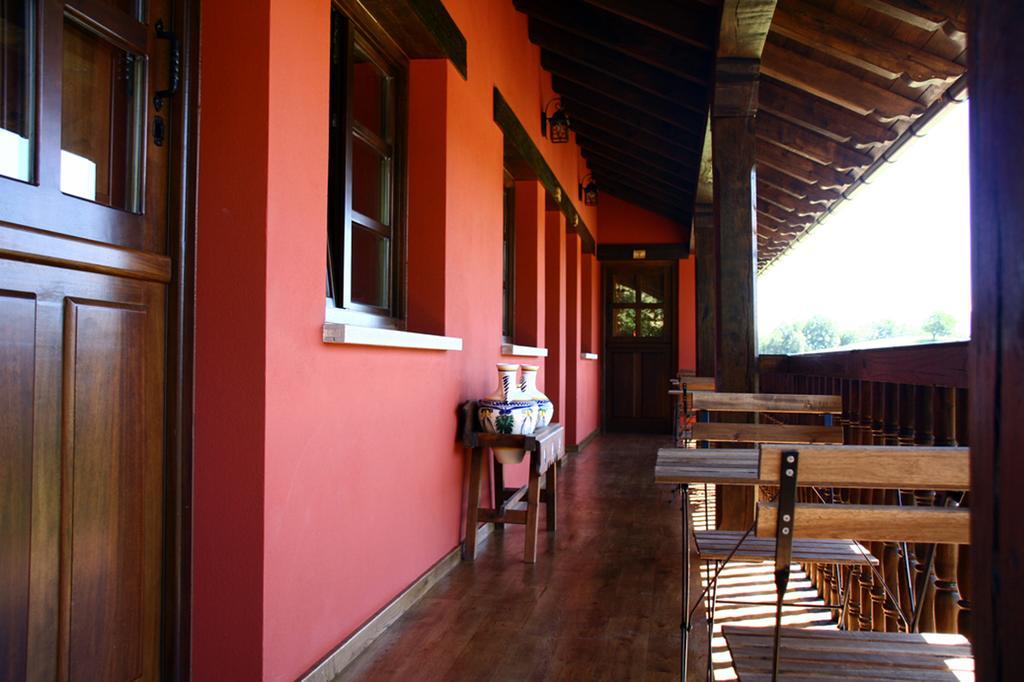 בית הארחה La Casona De Torio מראה חיצוני תמונה